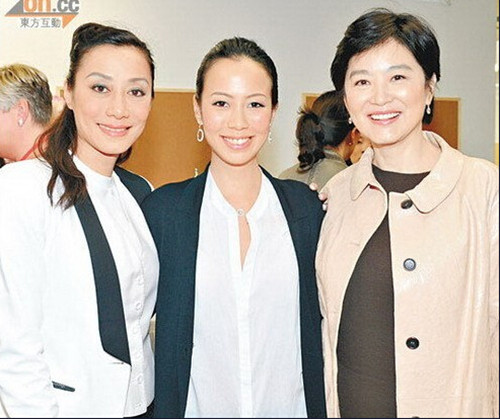 林青霞继女怀孕张家爱刑嘉爱林青霞照片