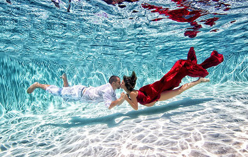 水下孕妇写真照片三