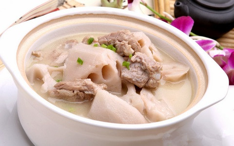 莲藕有助于补充月子营养