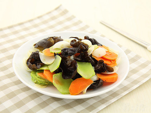 产后便秘缓解食谱鲜百合小炒